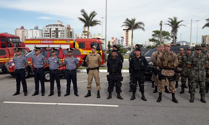 POLICIA PLAYAS