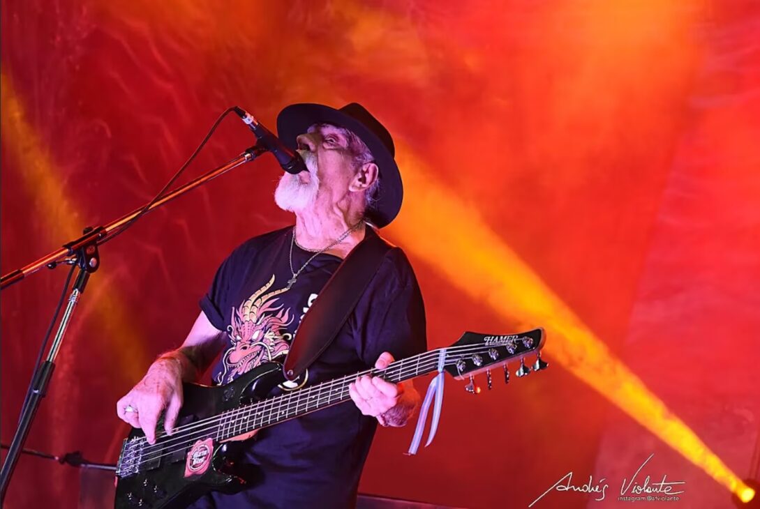 Willy Quiroga celebra los 50 años de La Biblia, de Vox Dei “Se transformó en un mensaje de paz