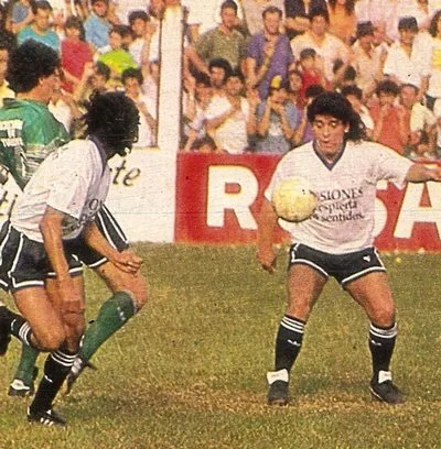 Se cumplen 31 años del golazo de Maradona en la cancha de Guaraní - Canal Doce Misiones