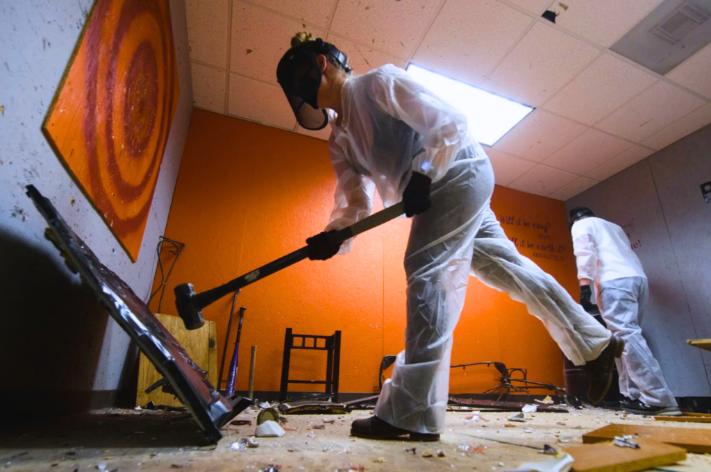 salas-de-rage-room-de-qu-trata-la-nueva-actividad-que-se-instal-en