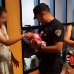 policía bebé