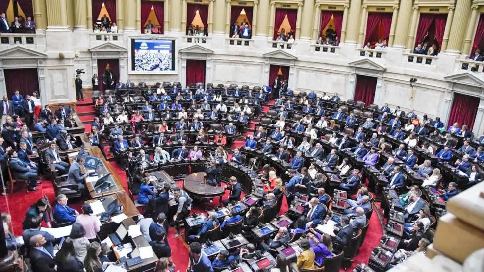 Comienza el tratamiento en particular de la Ley Ómnibus