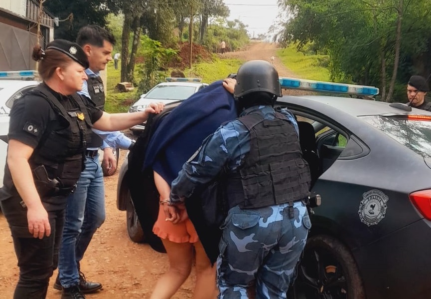 La Policía detuvo a dos mujeres por presunta corrupción de menores en ...