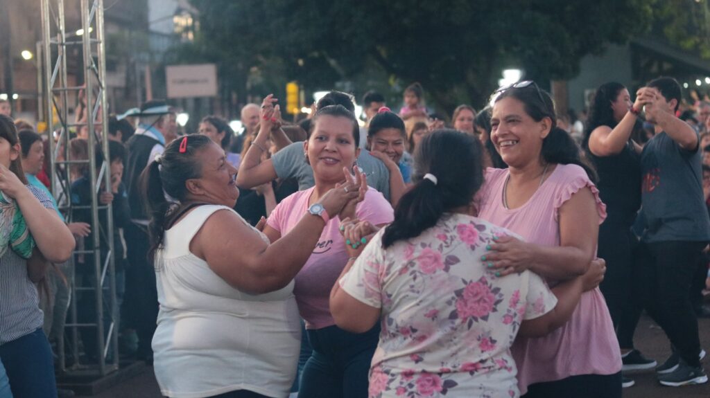 Festival homenaje madres 2
