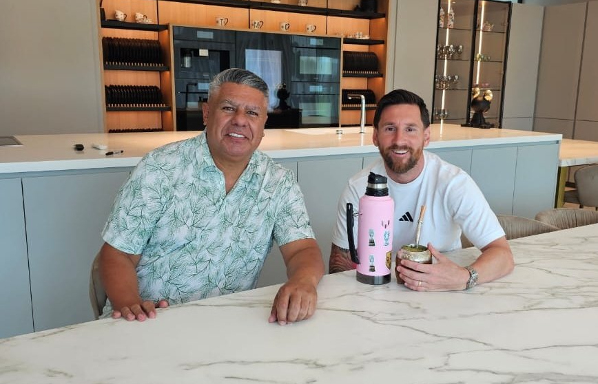 Messi y Tapia se juntaron a tomar mate para despedir el año - Canal Doce Misiones