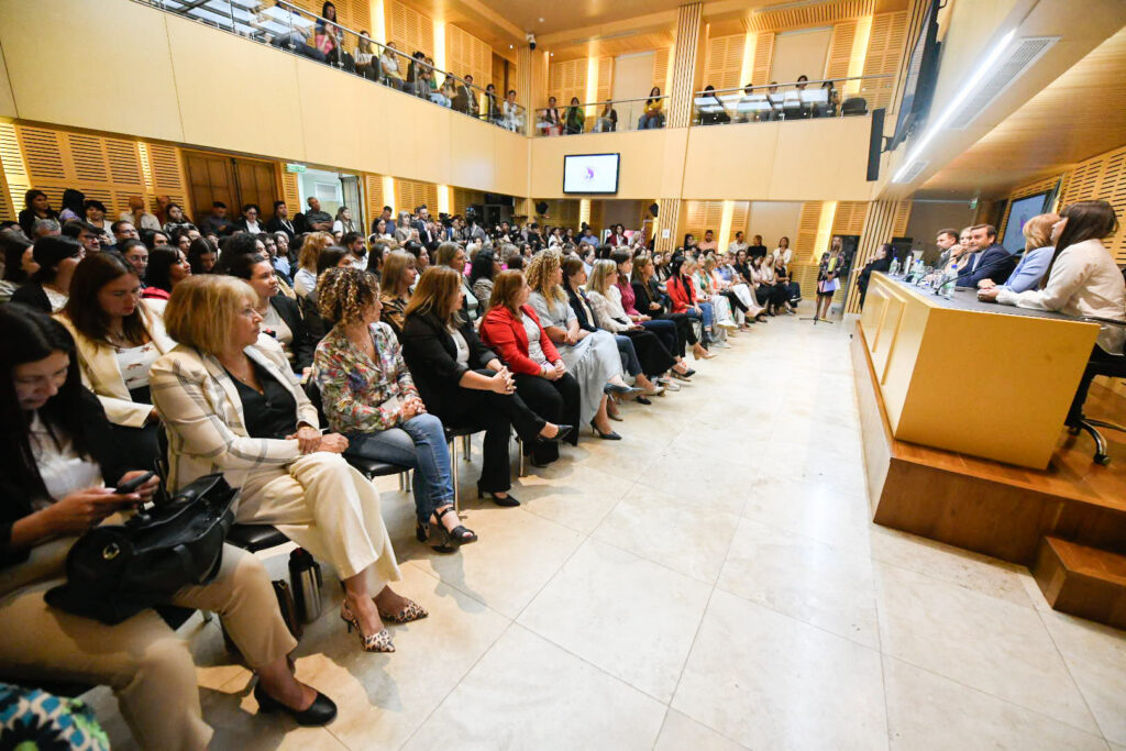 parlamento de la mujer