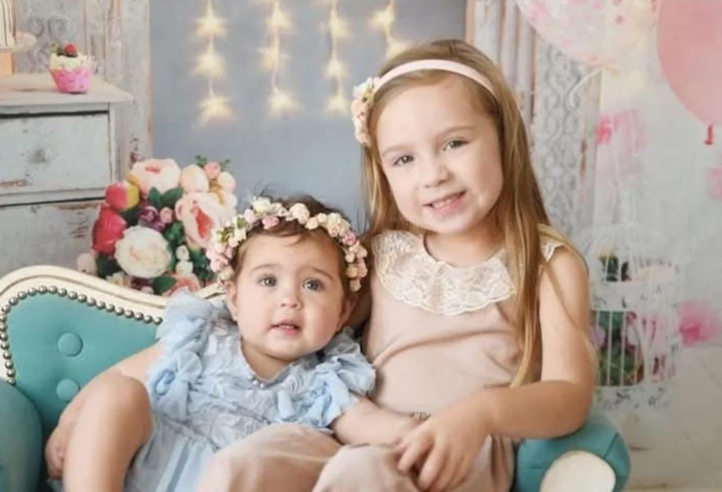 delfina y pilar hecker