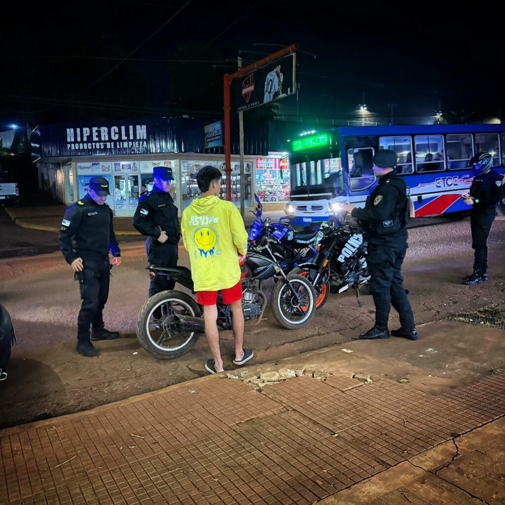 policía