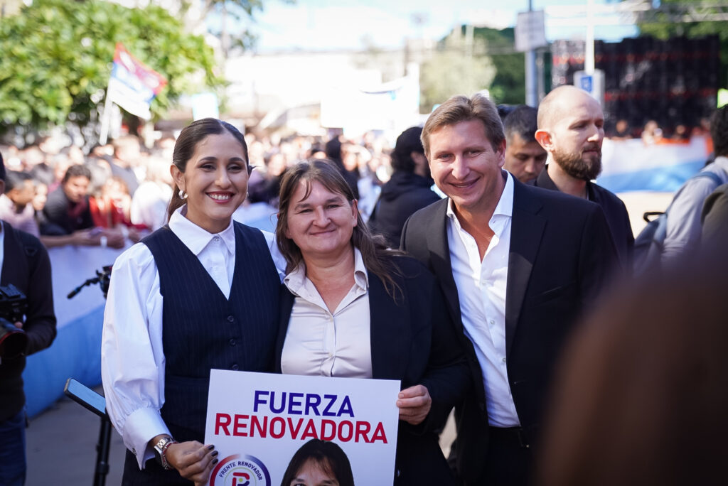 La militancia copó la legislatura para respaldar a los candidatos del Frente Renovador Neo imagen-42