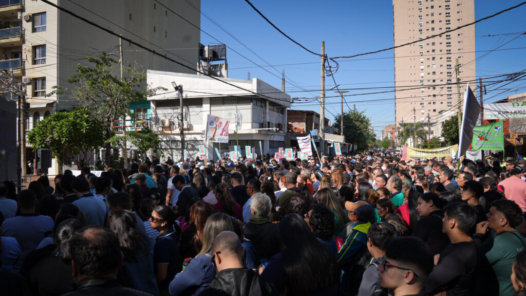 La militancia copó la legislatura para respaldar a los candidatos del Frente Renovador Neo imagen-10