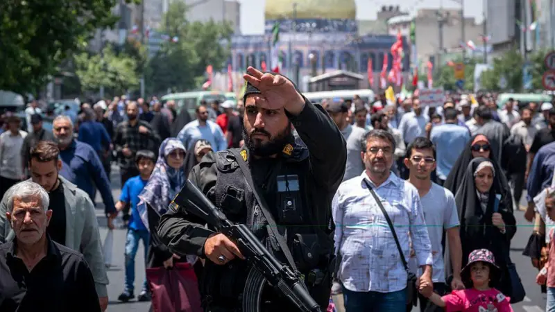 Irán