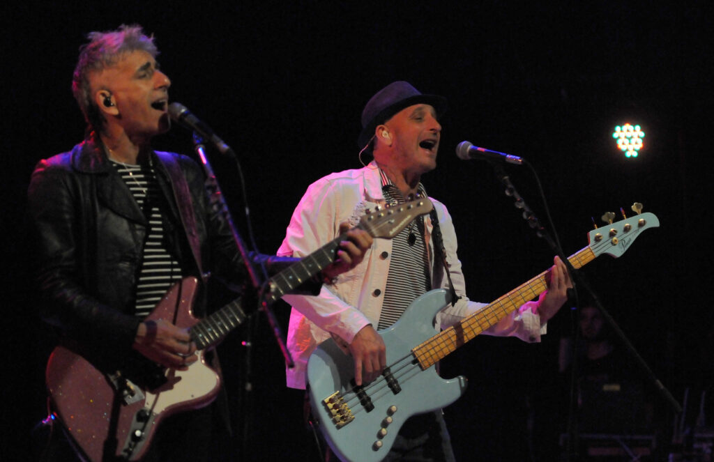 Los Tipitos hicieron vibrar al público con un gran show en Posadas: las mejores fotos imagen-22