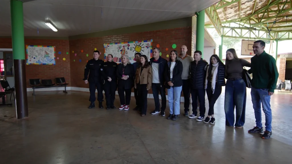 Iguazú inauguró un nuevo centro para asistir a personas con adicciones y sus familias imagen-33