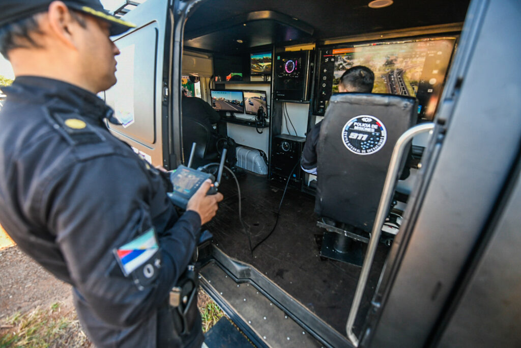 La Policía de Misiones integra drones y videovigilancia para optimizar los controles viales en vacaciones 15 La Policía de Misiones integra drones y videovigilancia para optimizar los controles viales en vacaciones imagen-14