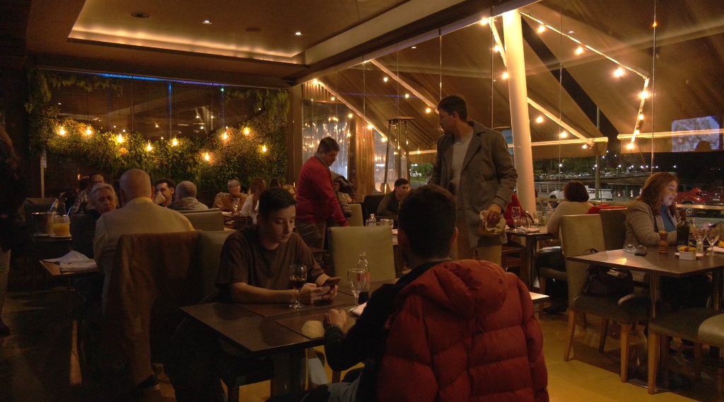 Bares y restaurantes de Posadas trabajan con ocupación plena por el movimiento turístico 6 posadas bares