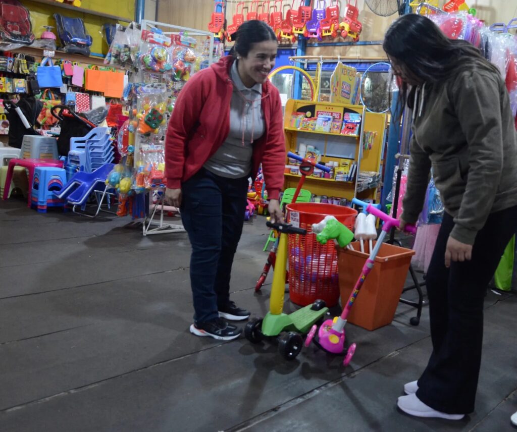 El programa Ahora Niño impulsó el consumo y reactivó las ventas en Posadas, Oberá e Iguazú imagen-7