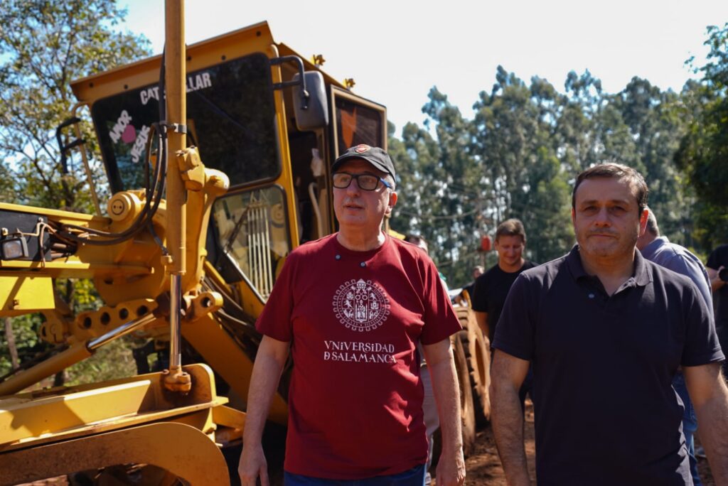 Salud y Educación como banderas 18 Salud y Educación como banderas imagen-17
