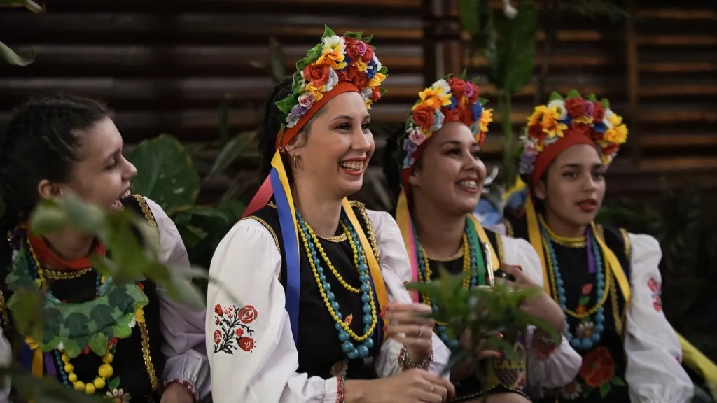 lerner fiesta del inmigrante