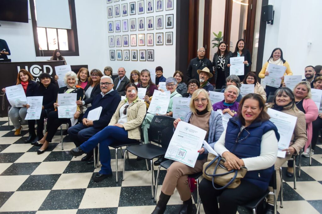 parlamento adultos mayores