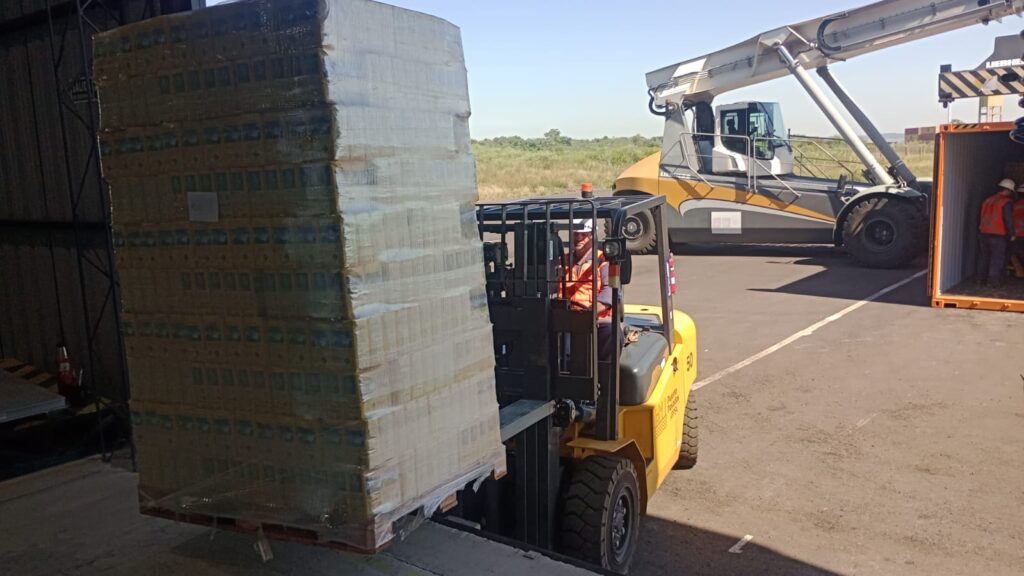 ​El Puerto de Posadas exportó yerba mate a Europa bajo la modalidad de carga compartida imagen-34