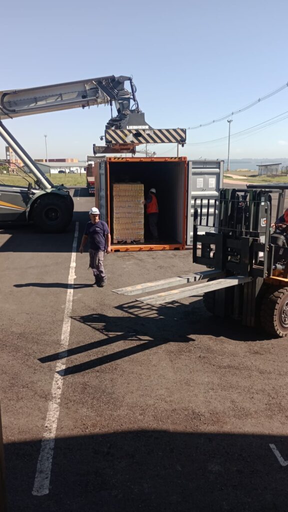 ​El Puerto de Posadas exportó yerba mate a Europa bajo la modalidad de carga compartida imagen-10