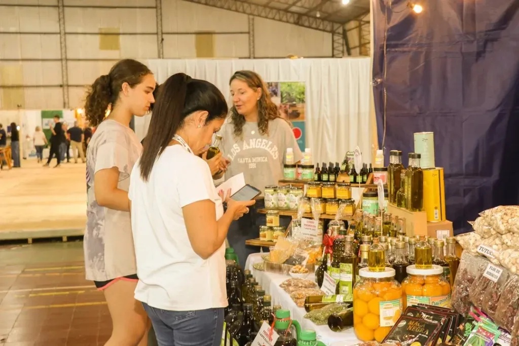 La Expo Agroindustrial pisa fuerte en Oberá: se vienen jornadas de innovación, negocios y más de 120 expositores imagen-17