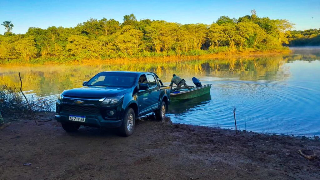 Lucha contra la pesca furtiva: secuestraron 1.500 metros de redes en el Lago Urugua-í imagen-18