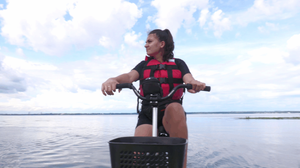 Costa Sur suma paseos en bicis acuáticas para disfrutar del verano en Posadas 15 Costa Sur suma paseos en bicis acuáticas para disfrutar del verano en Posadas imagen-14