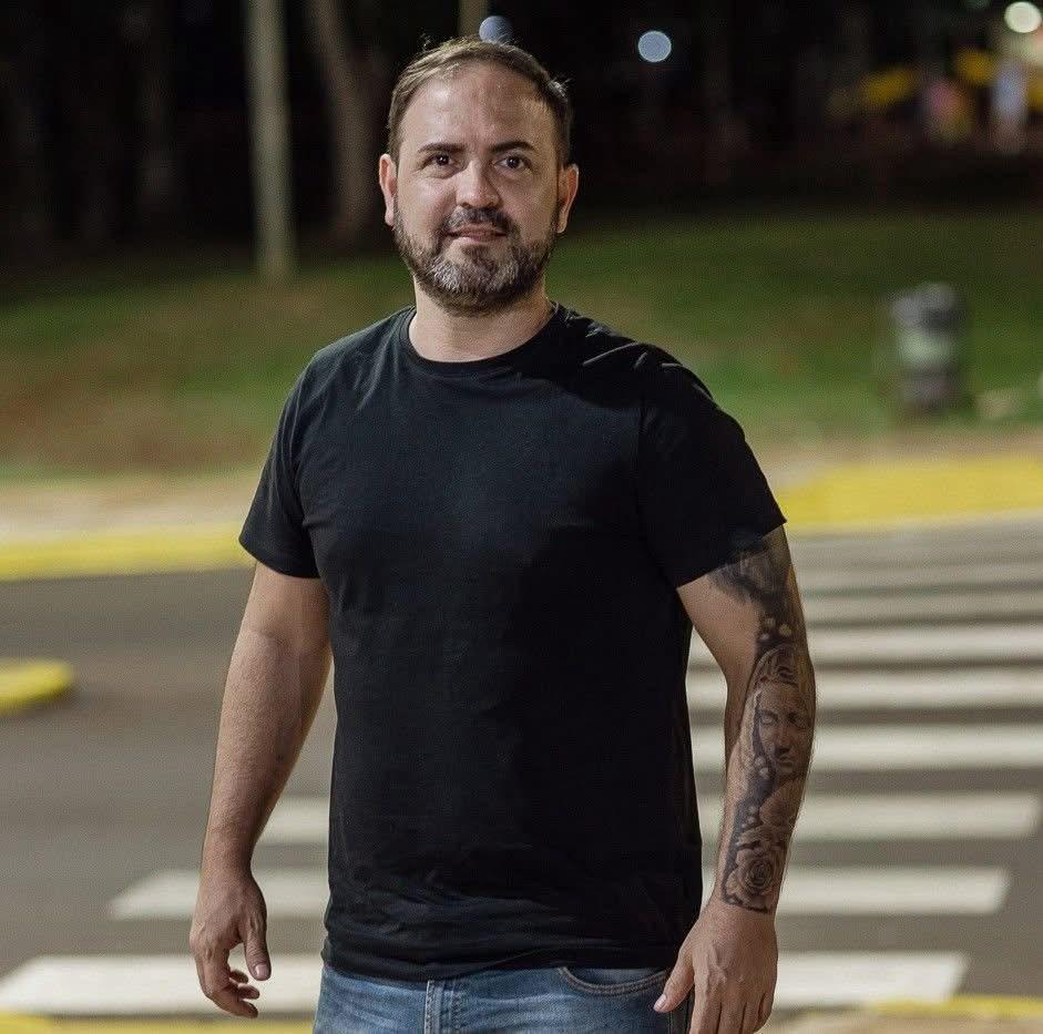 Empresario de Iguazú: “Sin la sinergia entre el sector privado y el Gobierno de Misiones, el panorama sería desolador” 9 Empresario de Iguazú: “Sin la sinergia entre el sector privado y el Gobierno de Misiones, el panorama sería desolador” imagen-8