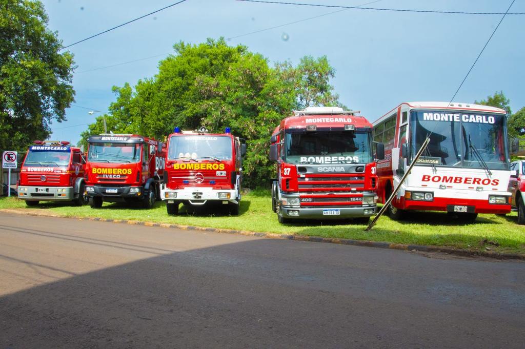 La Provincia entregó equipamiento para fortalecer la capacidad operativa de los Bomberos Voluntarios en todo el territorio imagen-38