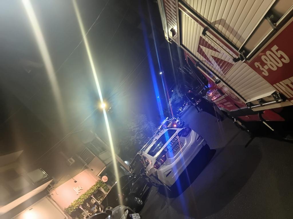 Posadas: así fue el operativo de la Policía de Misiones para rescatar a una víctima de violencia en un 10° piso y detener a su agresor imagen-14