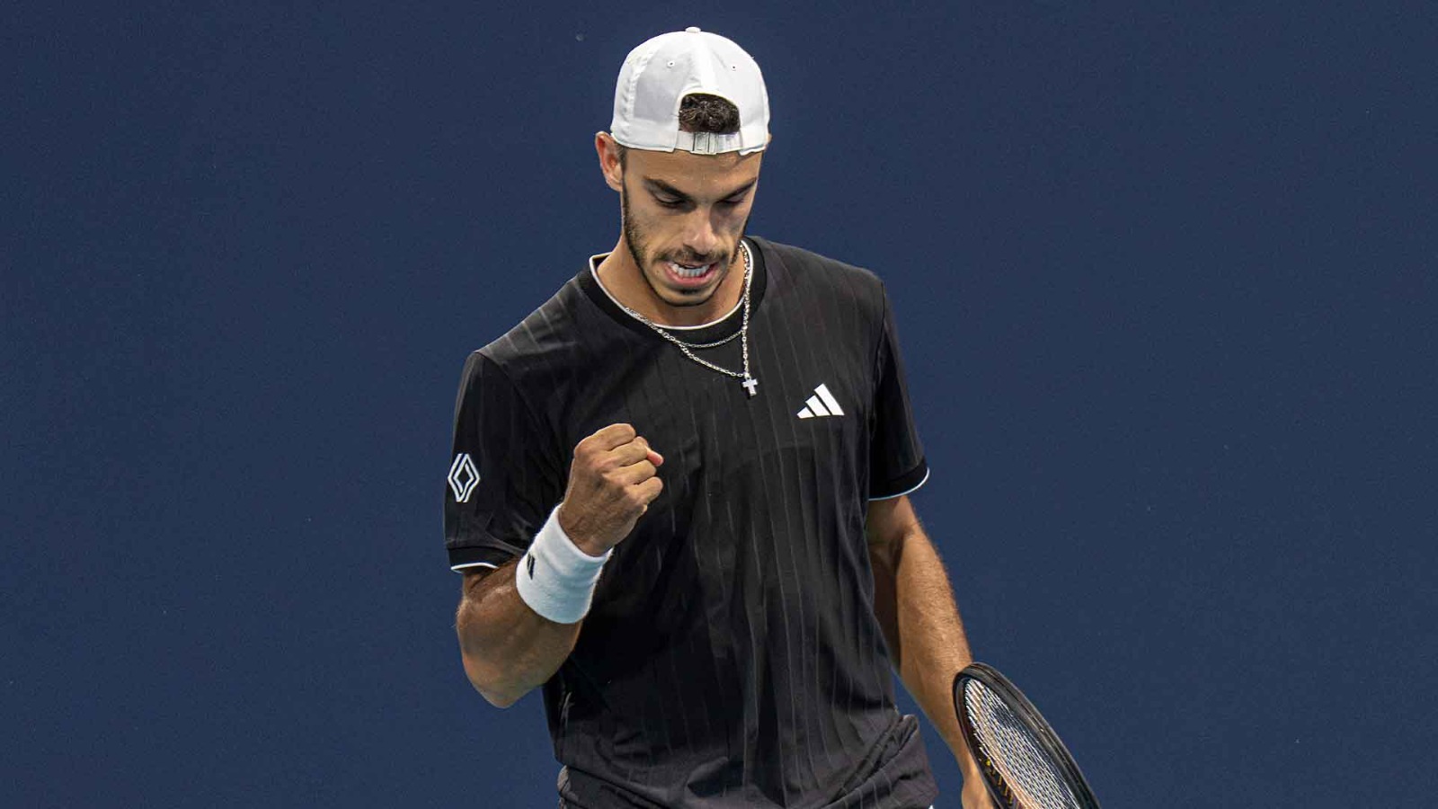 Cerúndolo dio el golpe en Miami y eliminó a Medvedev - Canal Doce Misiones