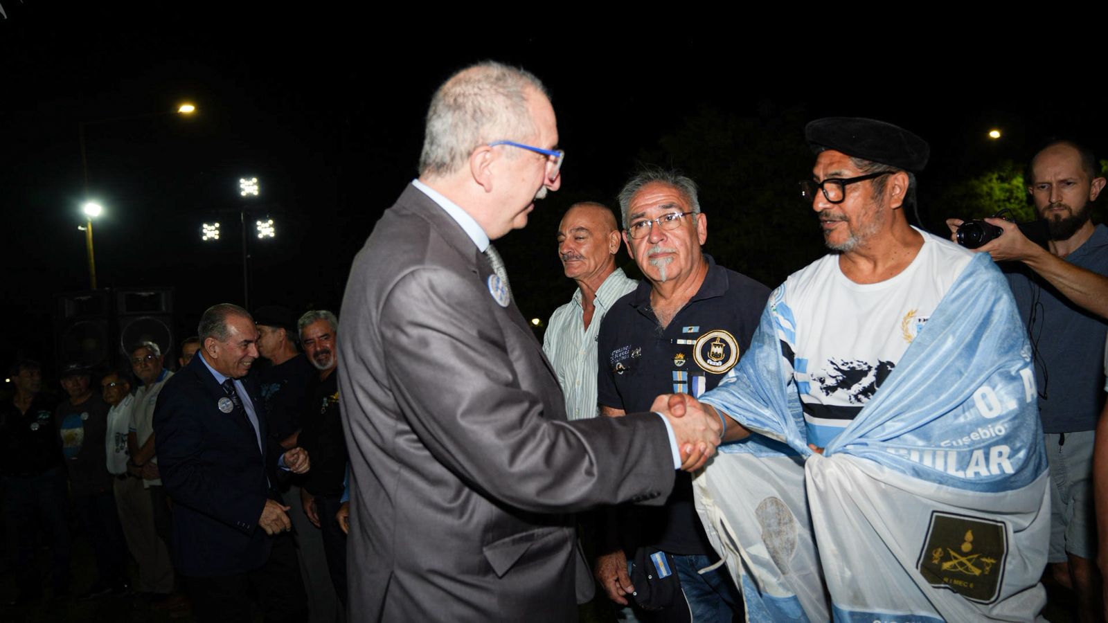 Emotiva vigilia por Malvinas: “El dolor no se olvida” imagen-22