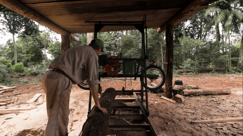Estudiantes de San Pedro construyeron un aserradero portátil para reducir costos en las chacras  imagen-10