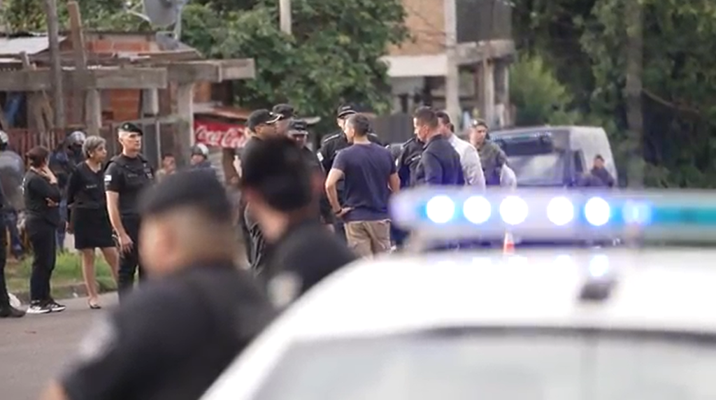 La Policía de Misiones desplegó un megaoperativo de seguridad con 2.500 efectivos en toda la provincia imagen-14