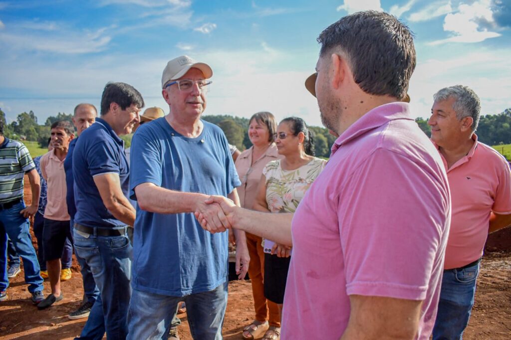 Passalacqua supervisó el avance de las obras sobre la ruta provincial 15: “Es una inversión para traer progreso” imagen-33