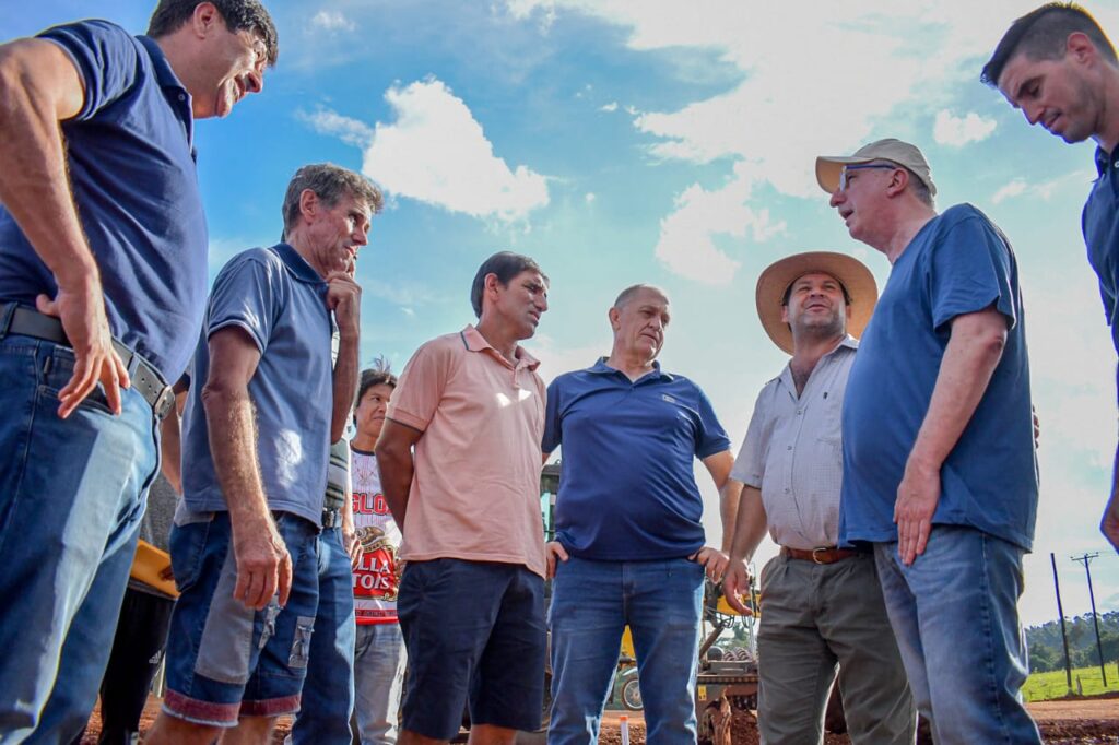 Passalacqua supervisó el avance de las obras sobre la ruta provincial 15: “Es una inversión para traer progreso” imagen-25