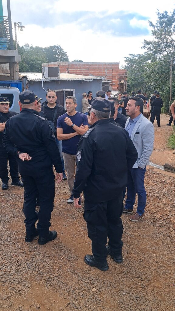La Policía de Misiones desplegó un megaoperativo de seguridad con 2.500 efectivos en toda la provincia imagen-42