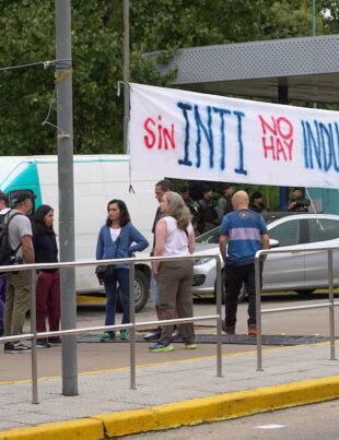 Directivos del INTI rechazan firmar despidos en medio del plan de ajuste nacional