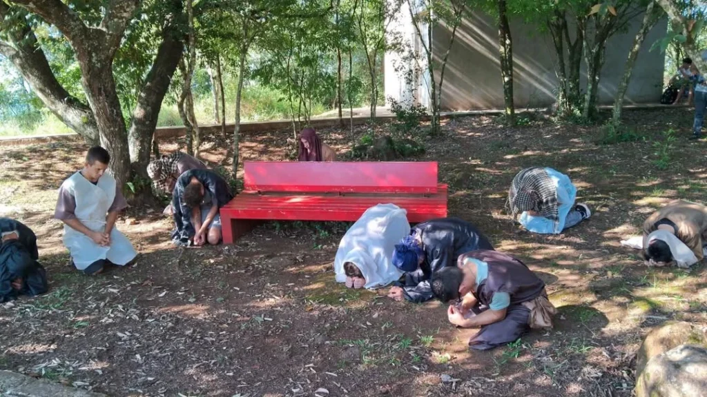 Panambí realizó su segundo Vía Crucis viviente con más de 16 comunidades parroquiales imagen-25