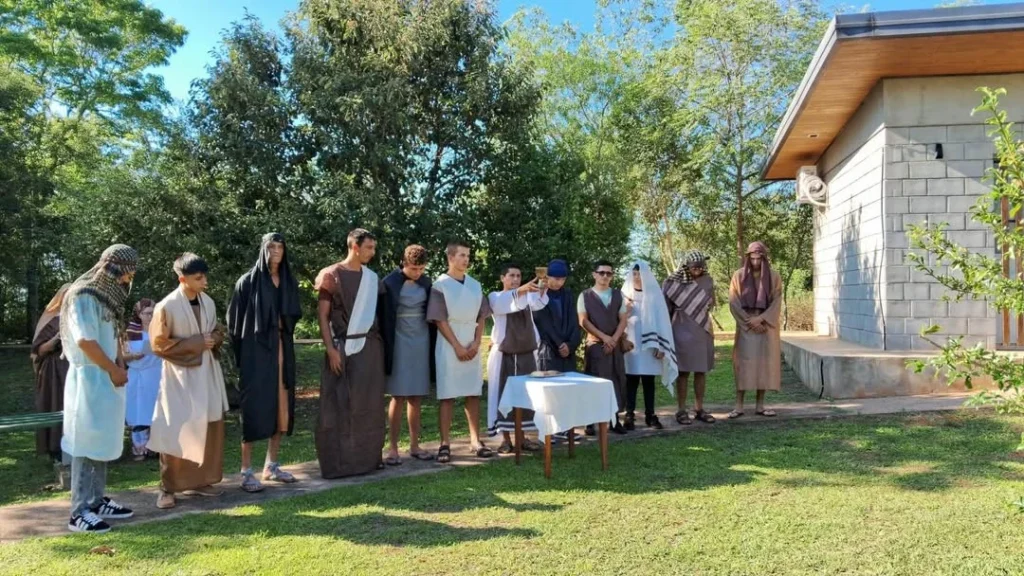 Panambí realizó su segundo Vía Crucis viviente con más de 16 comunidades parroquiales imagen-29