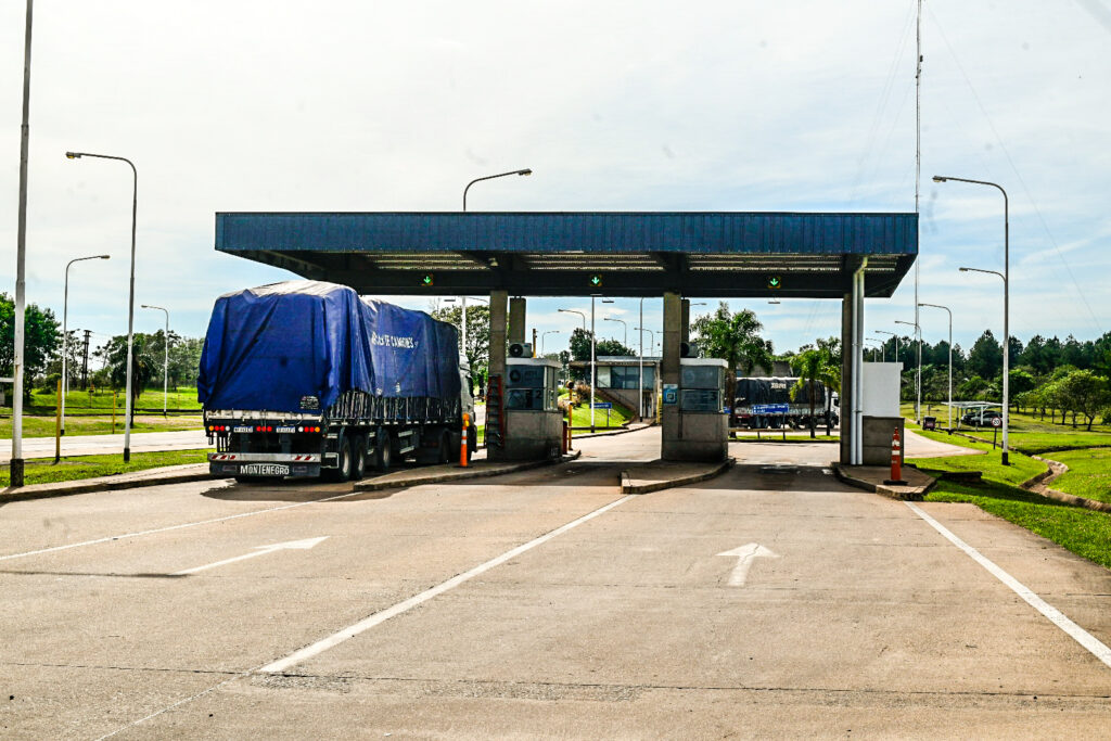 pago a cuenta ingresos brutos misiones - aduana paralela - atm misiones - alivio fiscal - ruta - 6 de mayo 2026 - foto Marcos Otaño