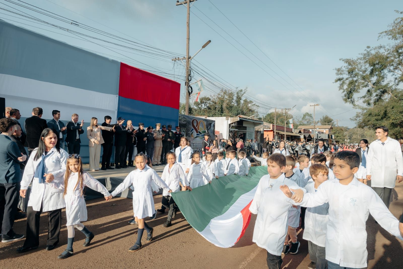 Passalacqua en el 80° aniversario de El Soberbio: “Solamente juntos se logran las cosas” imagen-58
