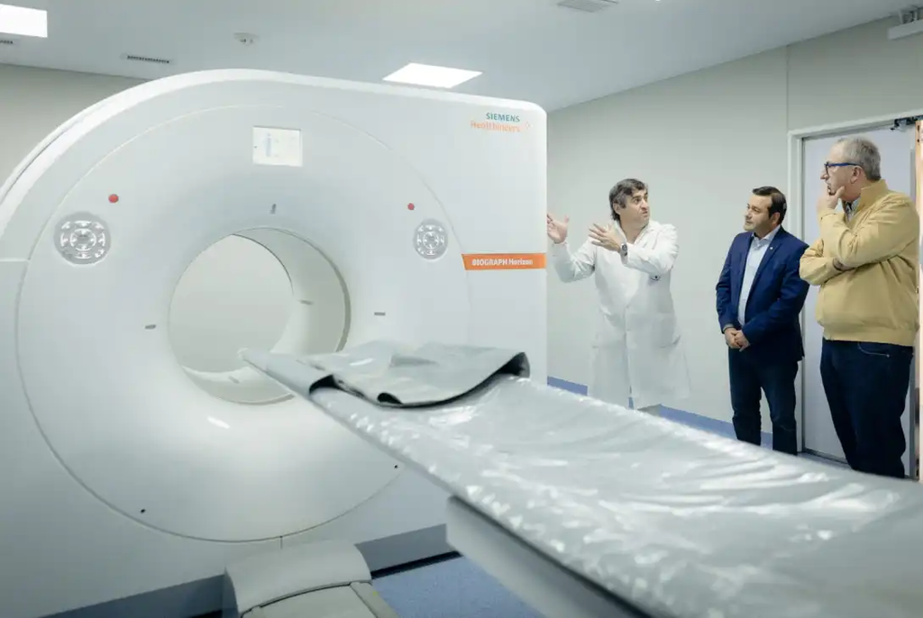 Misiones se posiciona como referencia regional en medicina nuclear pública con más de 300 estudios PET-CT realizados