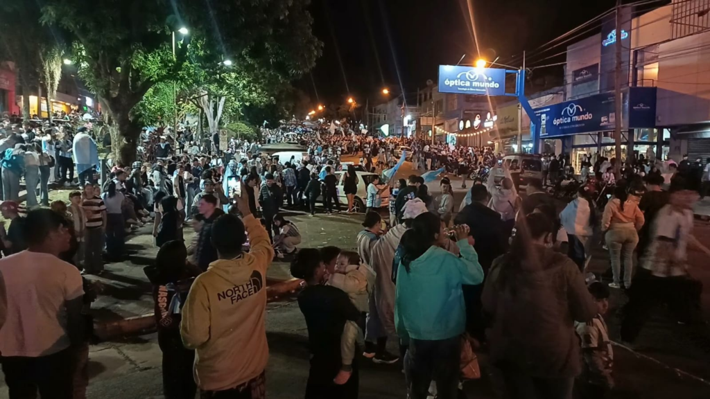 Miles de obereños celebraron el triunfo de la selección Argentina frente a Inglaterra