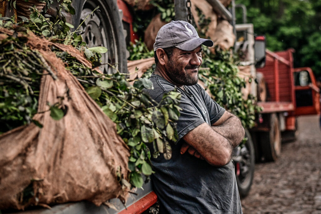 Yerbateros - desregulación yerbatera - Inym - Yerba mate- Milei en Iguazú Misiones - productores yerbateros- tractorazo - Foto Marcos Canal Doce Otaño septiembre 2026