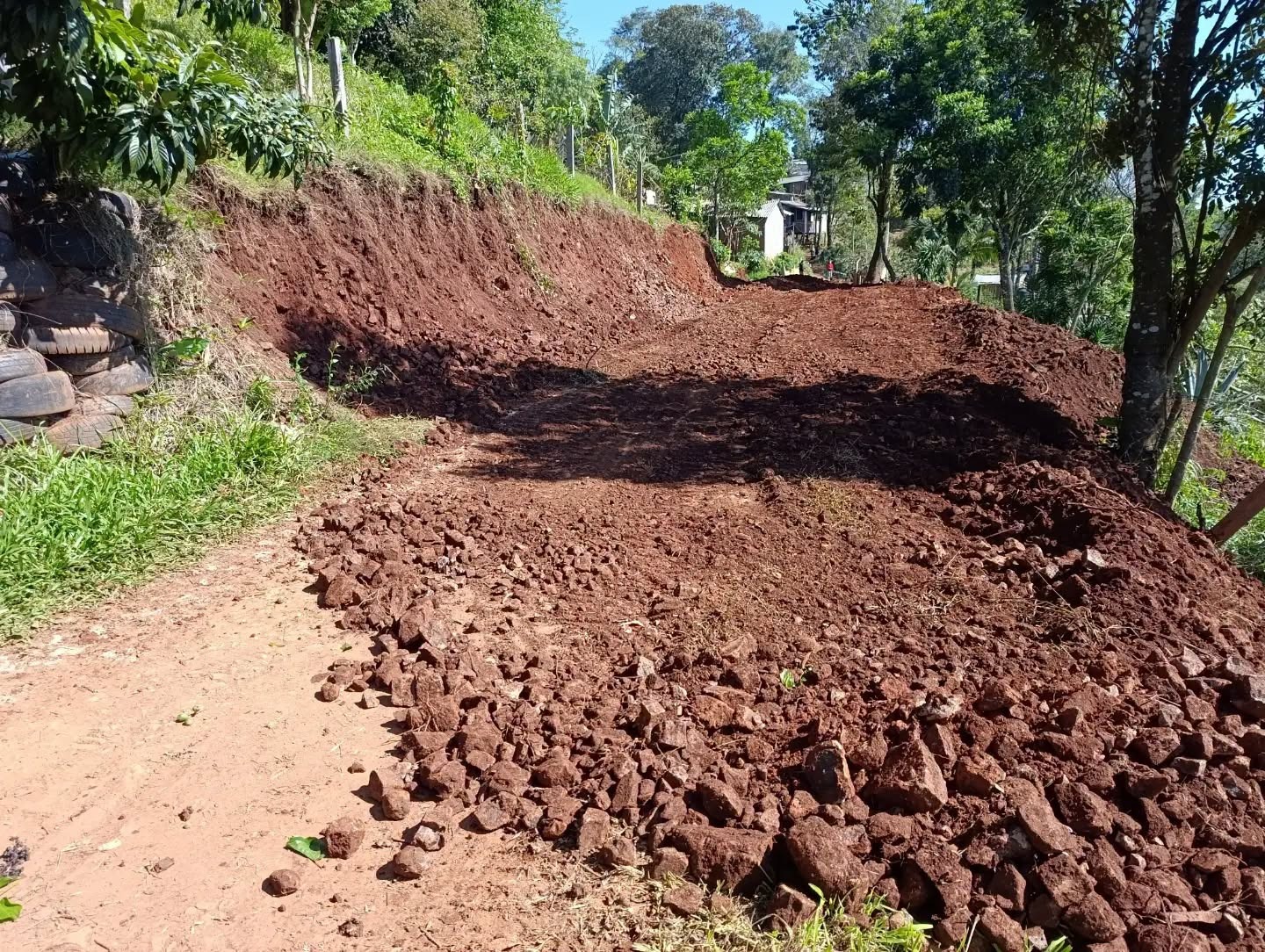 Bernardo de Irigoyen avanza con mejoras viales y expansión de la red de agua potable