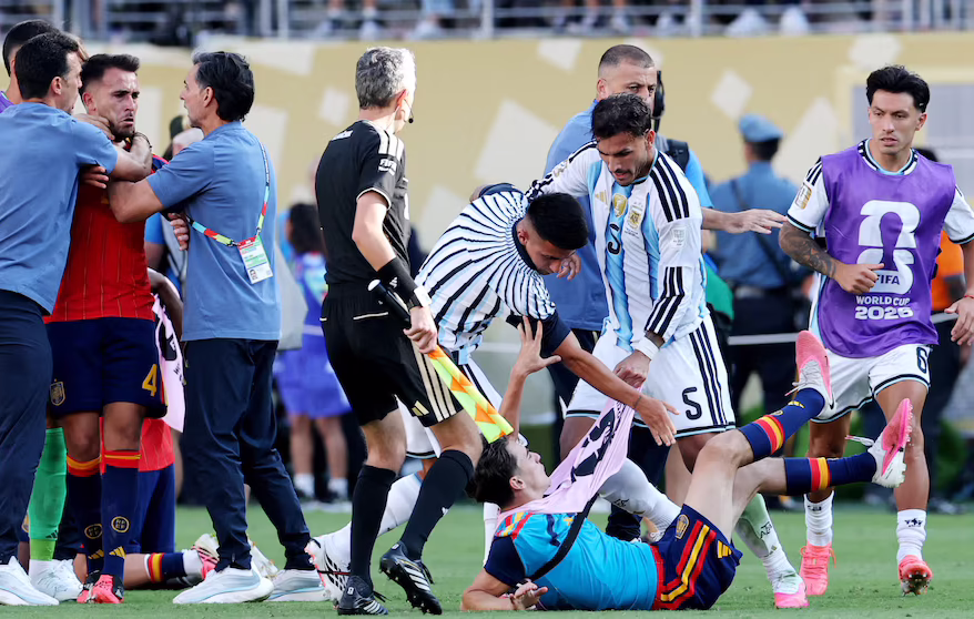 argentina amistoso sanciones
